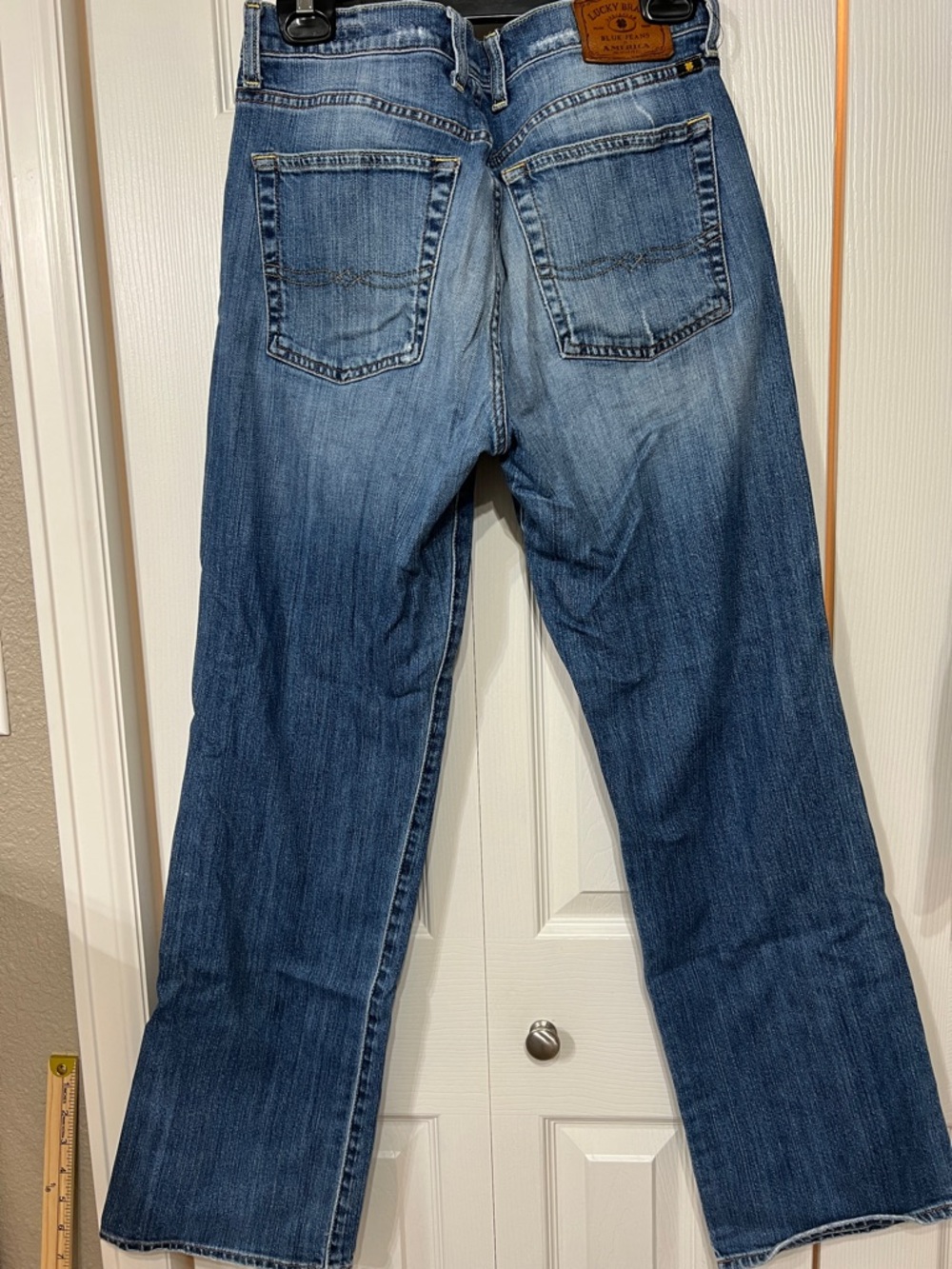 Lucky Brand Men 31x32 Medium Blue Straight 181 Denim Jeans Casual Classic